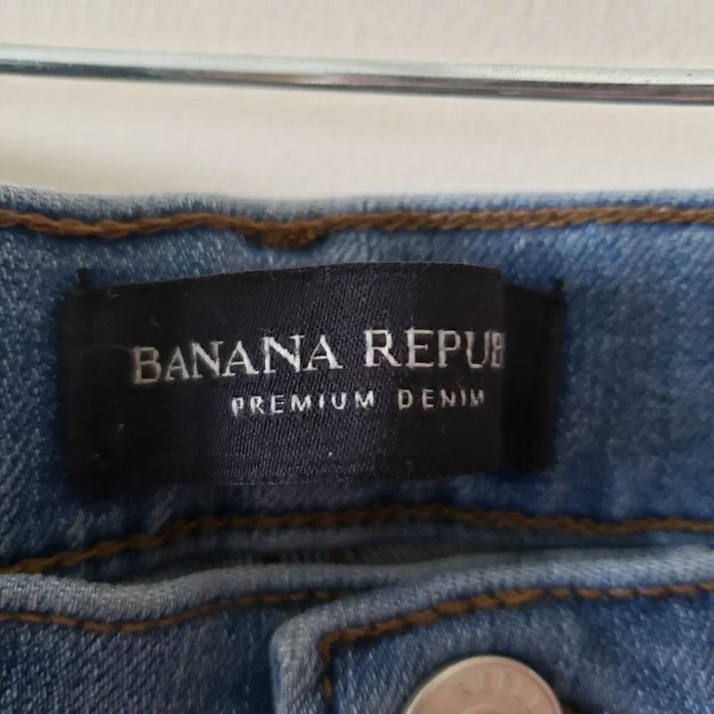 Banana Republic Medium Wash Premium Denim Skinny Jeans 27P - Picture 7 of 9